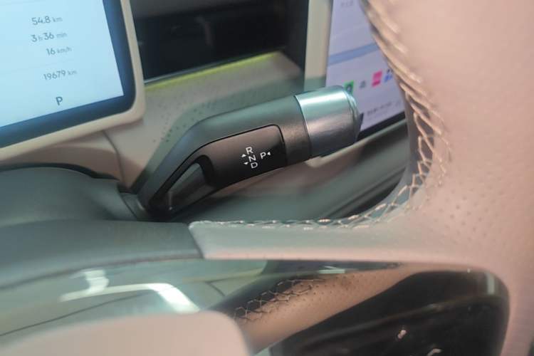 Used Geely Galaxy 8 2025 130km EM-i Prestige Edition Gear Lever