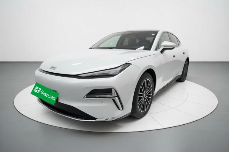 Geely Galaxy 8 2025 130km EM-i Deluxe Edition