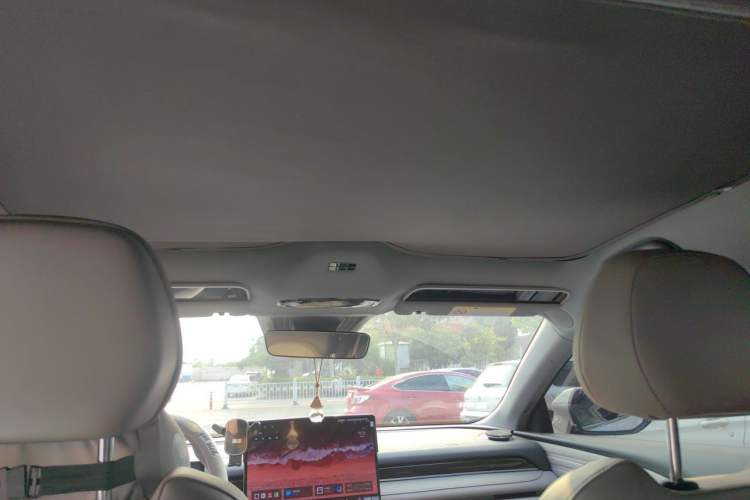 Used Geely Galaxy 8 2025 130km EM-i Deluxe Edition Headliner