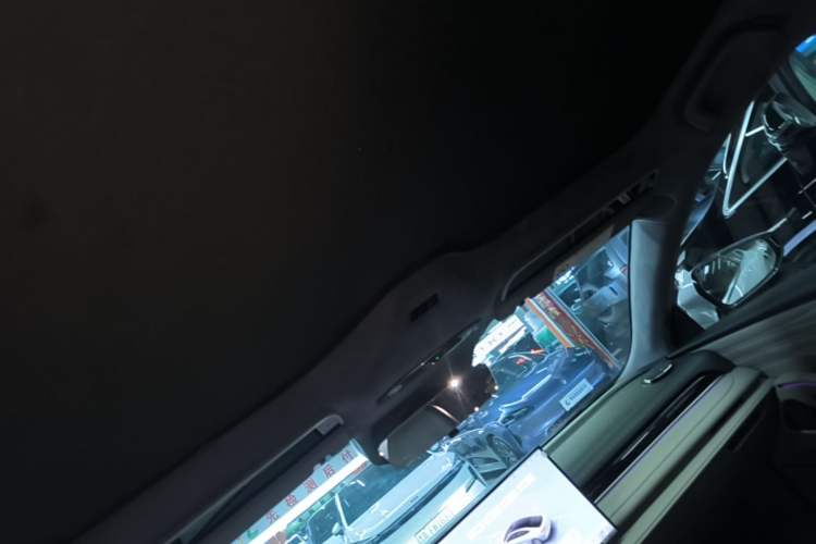 Used Geely Galaxy 8 2025 130km EM-P Starship Edition Headliner