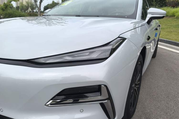 Used Geely Galaxy 8 2025 60km EM-i Luxury Edition Left Front Headlight