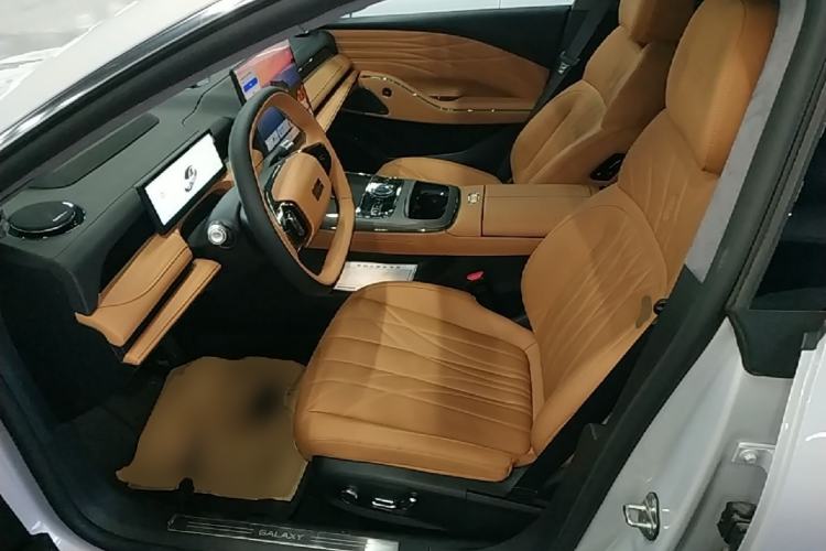 Used Geely Galaxy 8 2025 130km EM-P Starship Edition Left Front Seat
