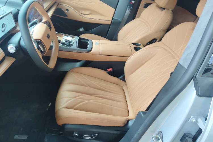 Used Geely Galaxy 8 2025 130km EM-i Flagship Edition Left Front Seat