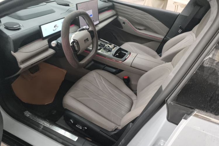Used Geely Galaxy 8 2025 130km EM-i Flagship Edition Left Front Seat