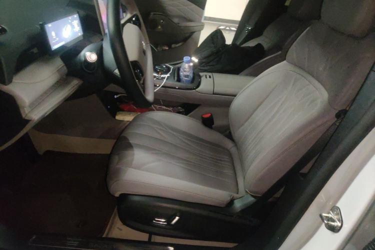Used Geely Galaxy 8 2025 130km EM-i Prestige Edition Left Front Seat