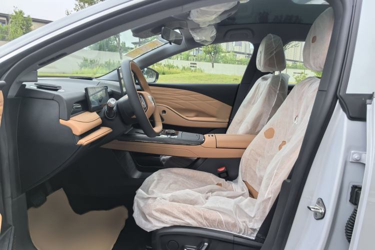 Used Geely Galaxy 8 2025 60km EM-i Luxury Edition Left Front Seat