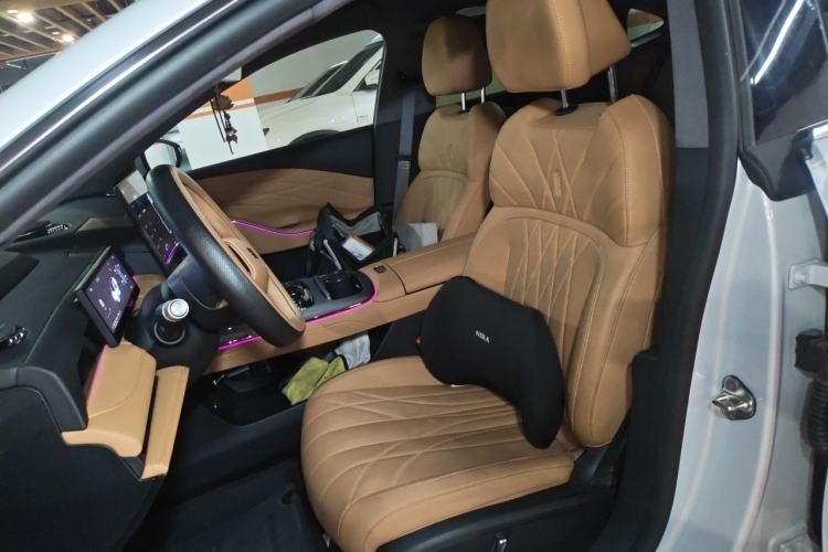 Used Geely Galaxy 8 2025 130km EM-i Flagship Edition Left Front Seat