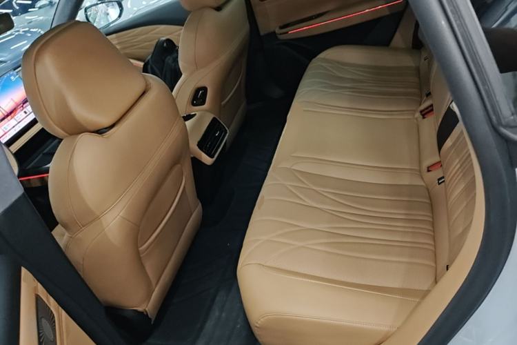 Used Geely Galaxy 8 2025 130km EM-P Starship Edition Left Rear Seat