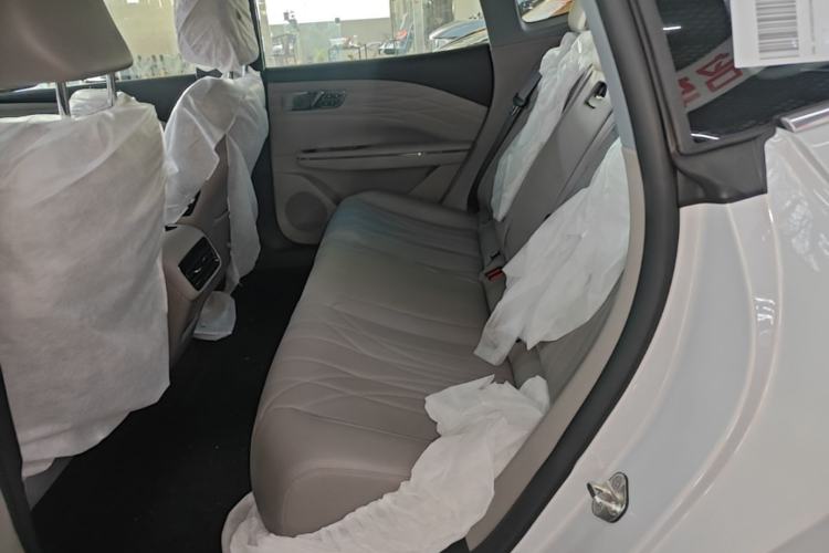 Used Geely Galaxy 8 2025 60km EM-i Luxury Edition Left Rear Seat