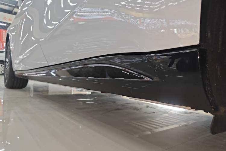 Used Geely Galaxy 8 2025 60km EM-i Luxury Edition Left Side Sill