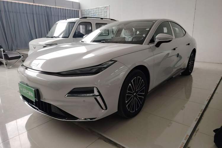 Used Geely Galaxy 8 2025 60km EM-i Luxury Edition Guazi used car, China used car export, Used car for sale, Used Geely Galaxy cars, Cheapest cars for sale