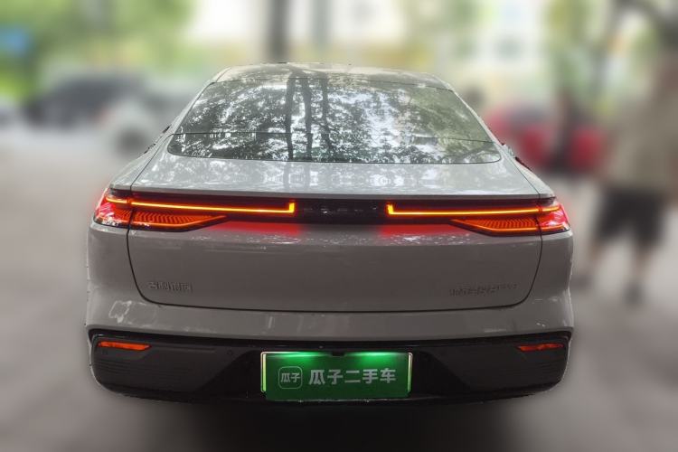 Used Geely Galaxy 8 2025 130km EM-i Flagship Edition Rear
