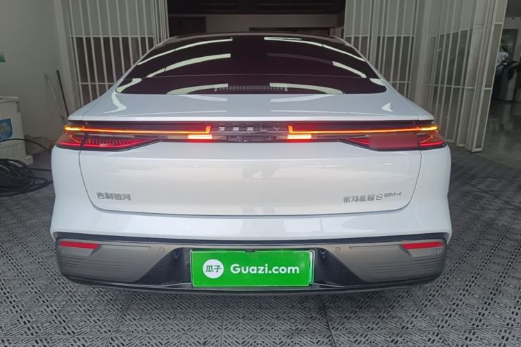 Used Geely Galaxy 8 2025 130km EM-i Flagship Edition Rear