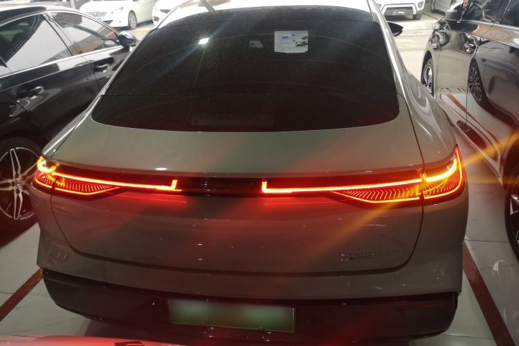Used Geely Galaxy 8 2025 130km EM-i Flagship Edition Rear