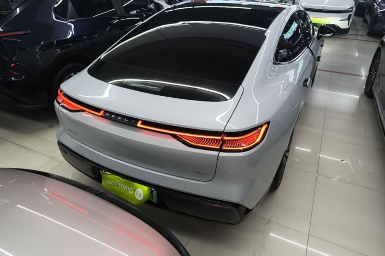 Used Geely Galaxy 8 2025 130km EM-P Starship Edition Rear Right 45 Deg