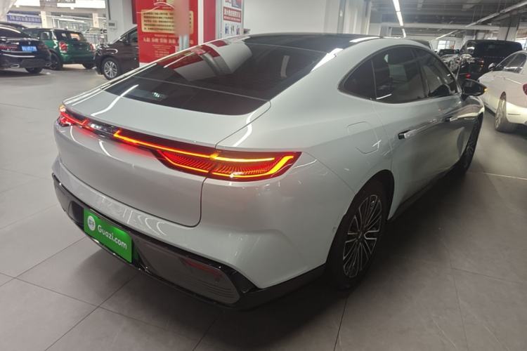 Used Geely Galaxy 8 2025 130km EM-i Deluxe Edition Rear Right 45 Deg