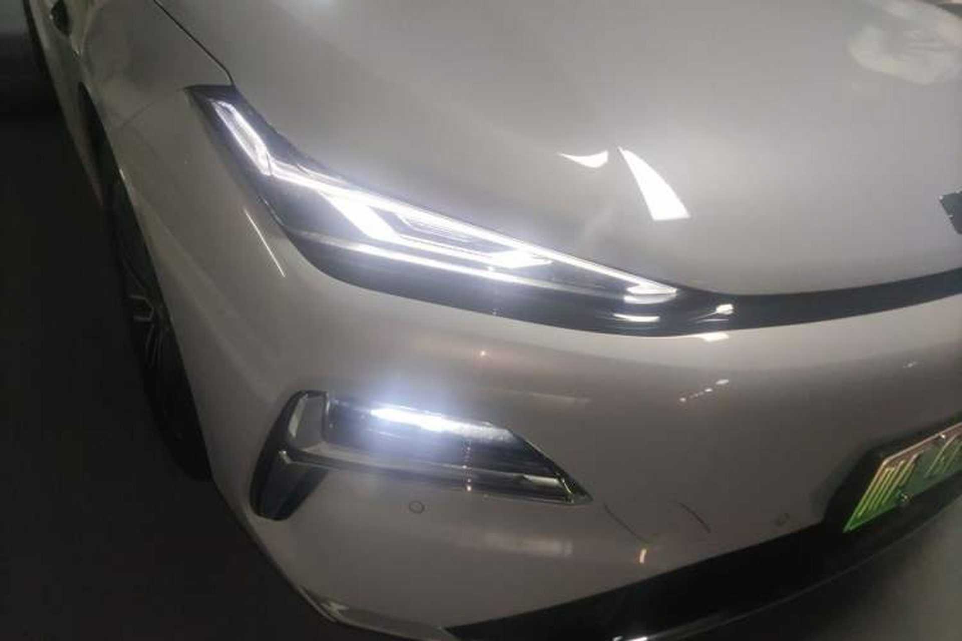 Used Geely Galaxy 8 2025 130km EM-i Prestige Edition Right Front Headlight