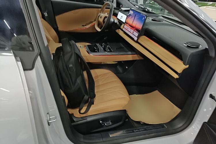 Used Geely Galaxy 8 2025 130km EM-P Starship Edition Right Front Seat