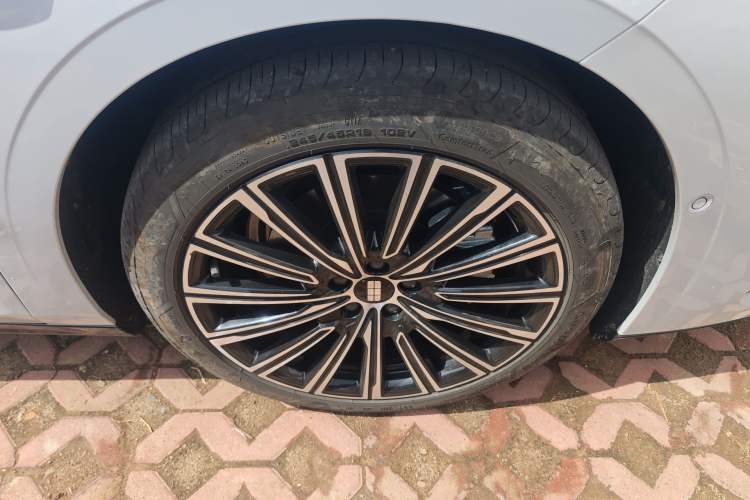 Used Geely Galaxy 8 2025 130km EM-P Exploration Edition Right Front Wheel Hub