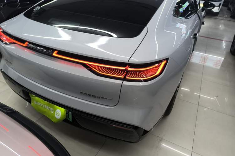 Used Geely Galaxy 8 2025 130km EM-P Starship Edition Right Rear Taillight