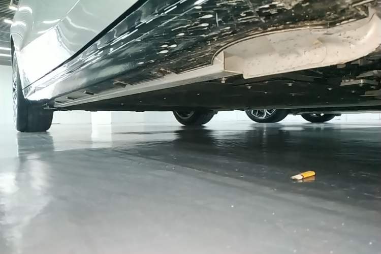 Used Geely Galaxy 8 2025 130km EM-P Starship Edition Right Side Sill