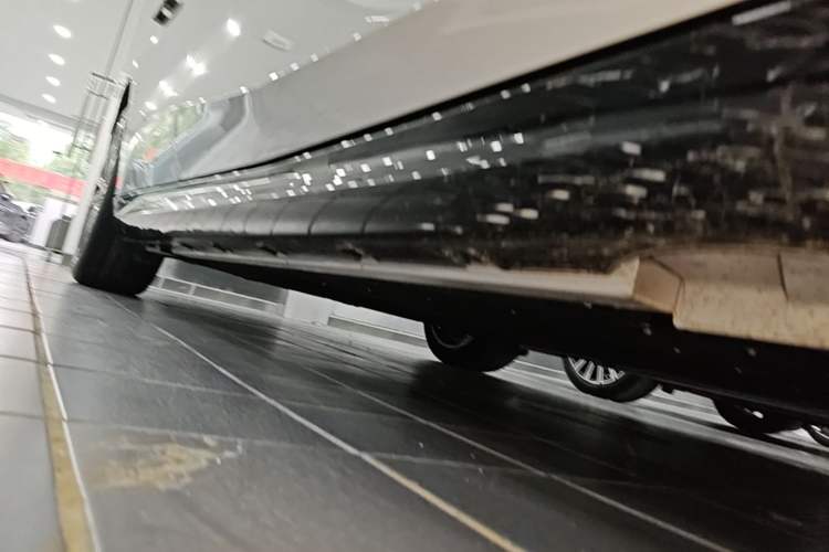 Used Geely Galaxy 8 2025 130km EM-P Starship Edition Right Side Sill