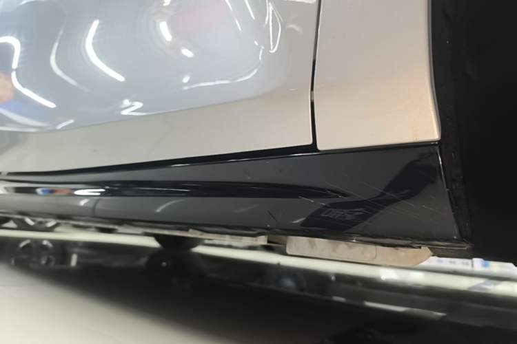Used Geely Galaxy 8 2025 130km EM-P Starship Edition Right Side Sill