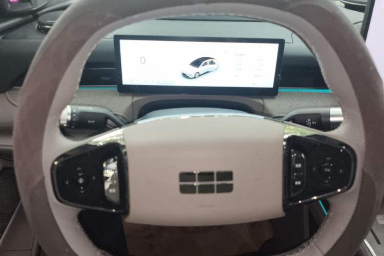 Used Geely Galaxy 8 2025 130km EM-i Flagship Edition Steering Wheel