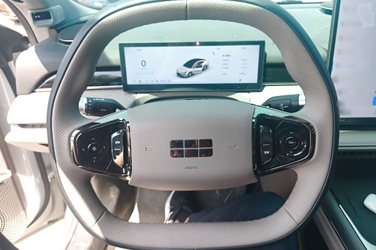 Used Geely Galaxy 8 2025 130km EM-i Prestige Edition Steering Wheel