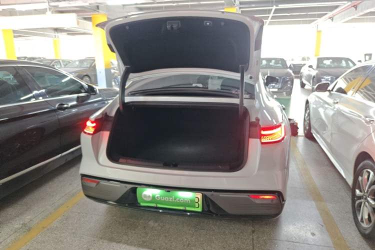 Used Geely Galaxy 8 2025 130km EM-i Flagship Edition Trunk