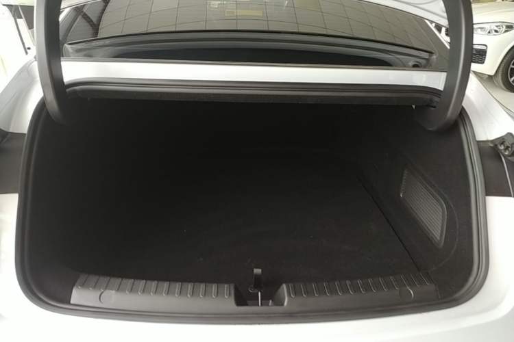 Used Geely Galaxy 8 2025 130km EM-i Deluxe Edition Trunk