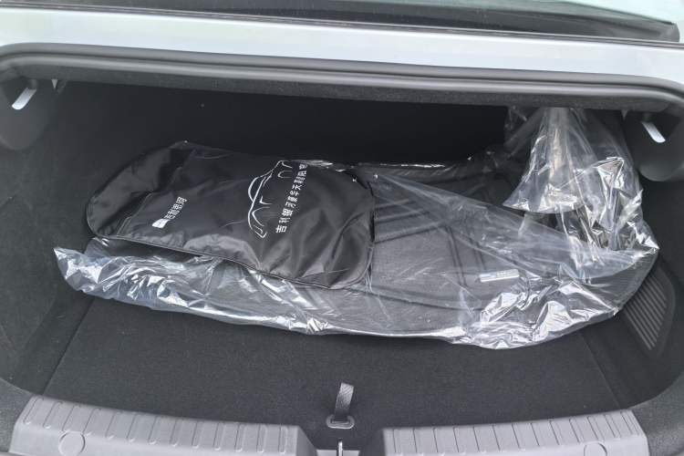 Used Geely Galaxy 8 2025 60km EM-i Luxury Edition Trunk
