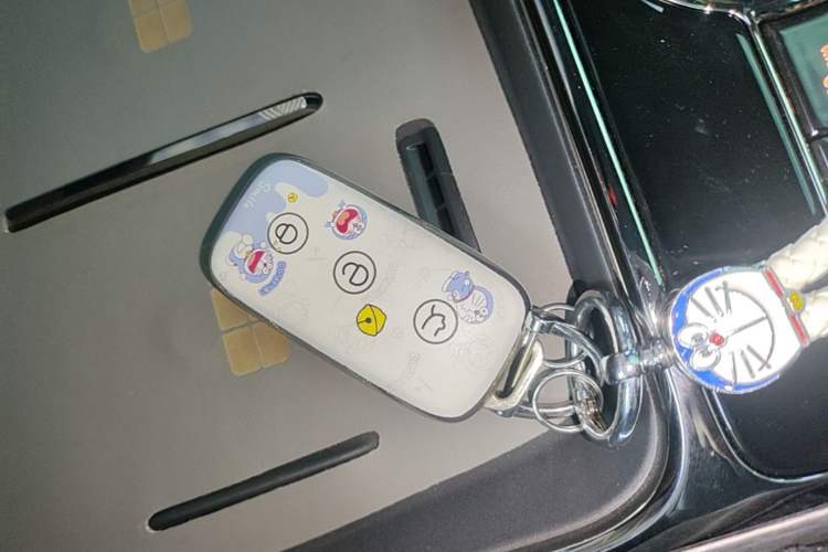Used Geely Galaxy 8 2025 130km EM-i Deluxe Edition Vehicle Key