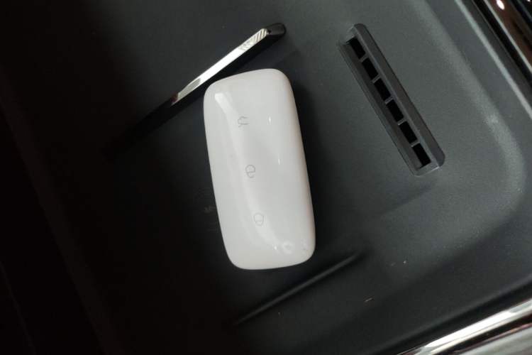 Used Geely Galaxy 8 2025 130km EM-i Deluxe Edition Vehicle Key