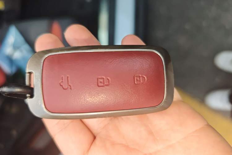 Used Geely Galaxy 8 2025 130km EM-i Flagship Edition Vehicle Key
