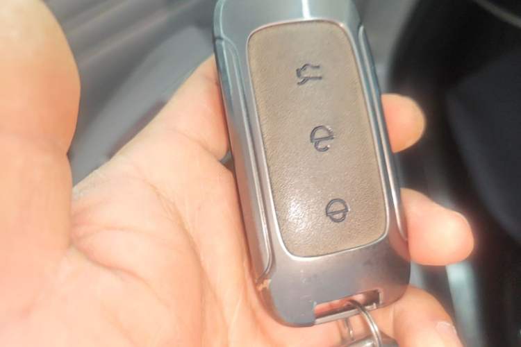 Used Geely Galaxy 8 2025 130km EM-i Prestige Edition Vehicle Key