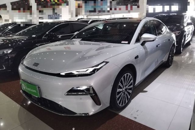 Used Geely Galaxy 8 2025 130km EM-i Flagship Edition