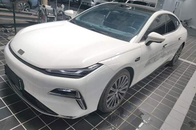 Used Geely Galaxy 8 2025 130km EM-P Starship Edition