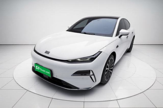 Used Geely Galaxy 8 2025 130km EM-P Starship Edition