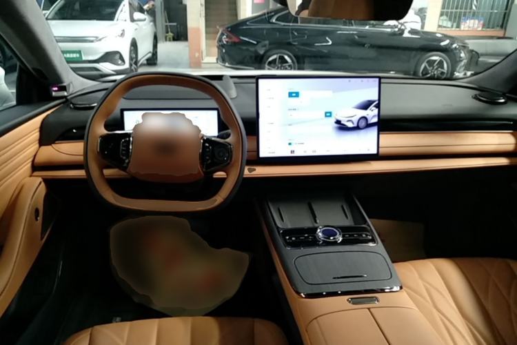 Used Geely Galaxy 8 2025 130km EM-P Starship Edition Center Console