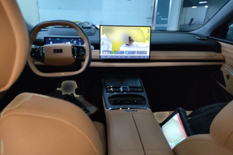 Used Geely Galaxy 8 2025 130km EM-i Flagship Edition Center Console