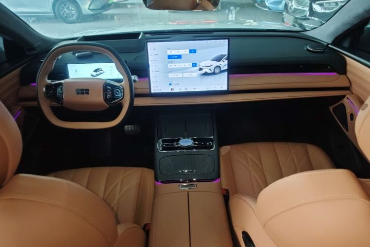 Used Geely Galaxy 8 2025 130km EM-P Starship Edition Center Console