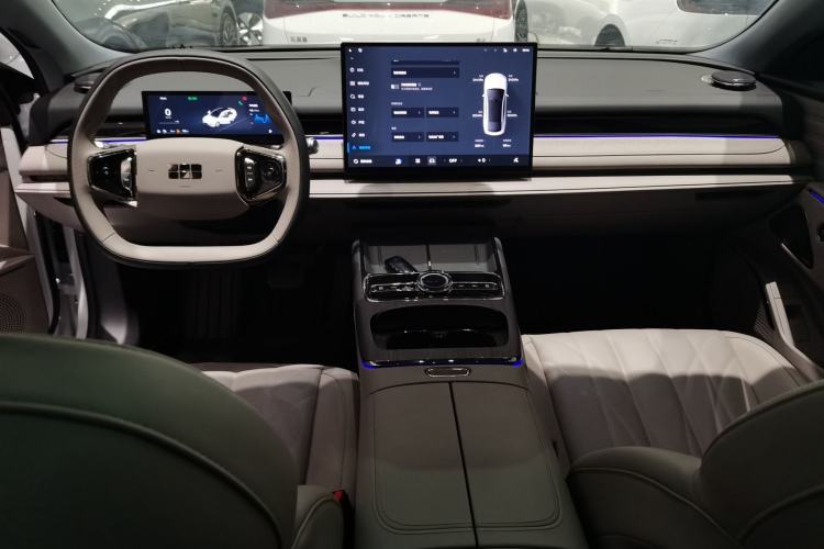Used Geely Galaxy 8 2025 130km EM-i Deluxe Edition Center Console