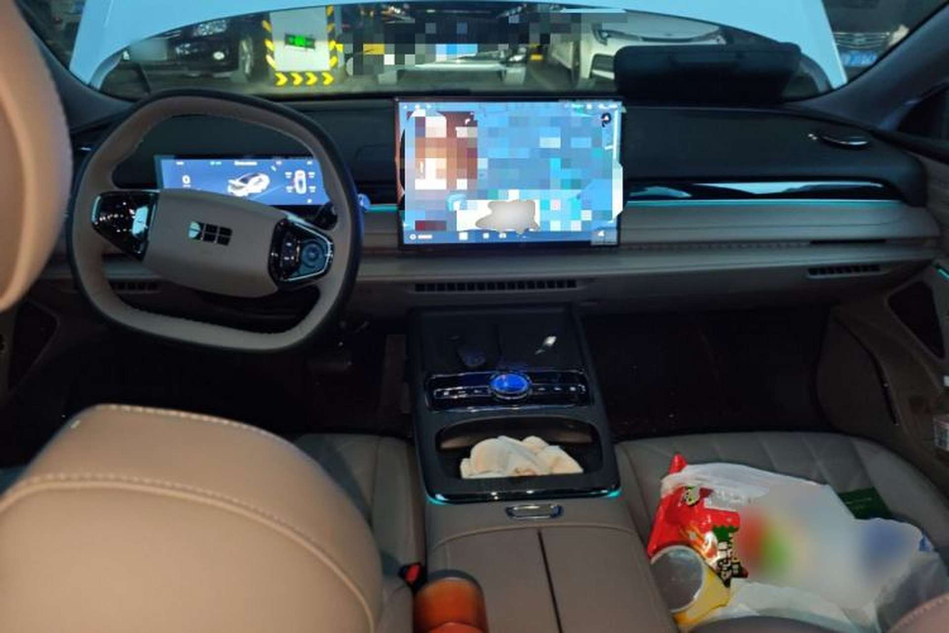 Used Geely Galaxy 8 2025 130km EM-i Deluxe Edition Center Console