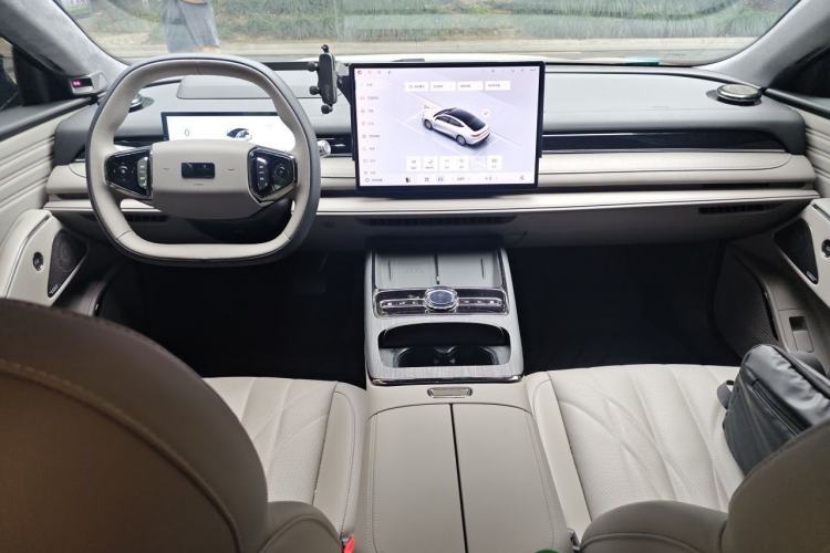 Used Geely Galaxy 8 2025 130km EM-i Flagship Edition Center Console