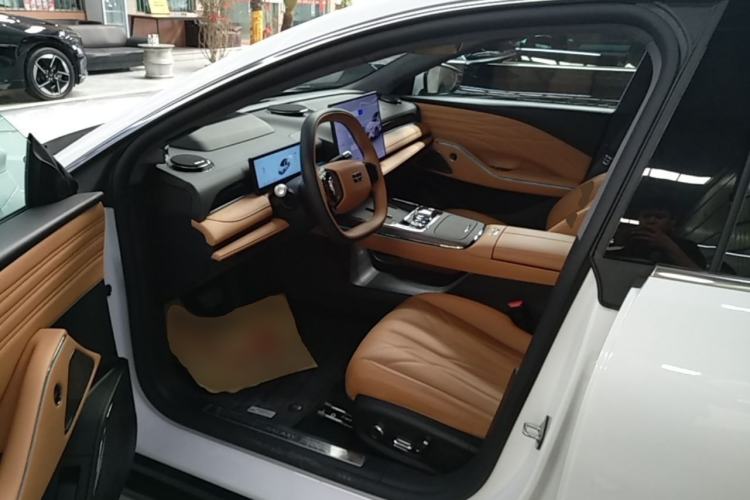 Used Geely Galaxy 8 2025 130km EM-P Starship Edition Driver Seat