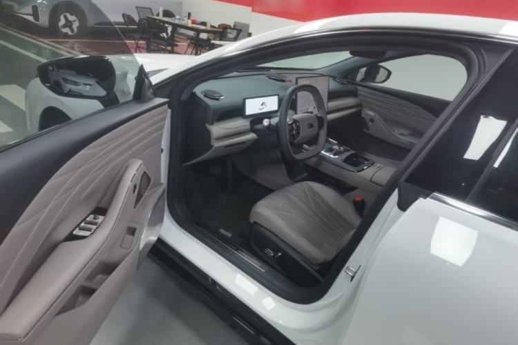 Used Geely Galaxy 8 2025 130km EM-i Deluxe Edition Driver Seat