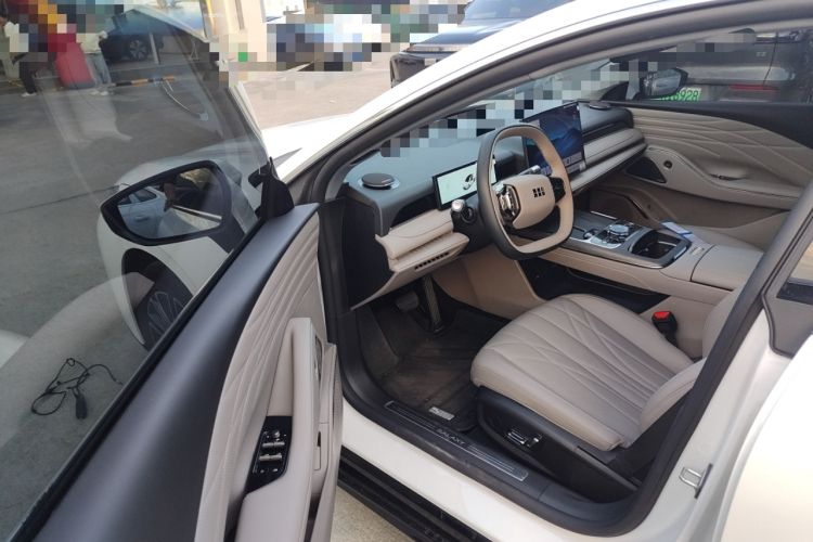 Used Geely Galaxy 8 2025 130km EM-i Deluxe Edition Driver Seat
