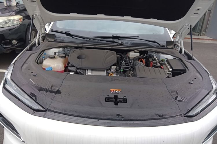 Used Geely Galaxy 8 2025 130km EM-P Starship Edition Engine Bay