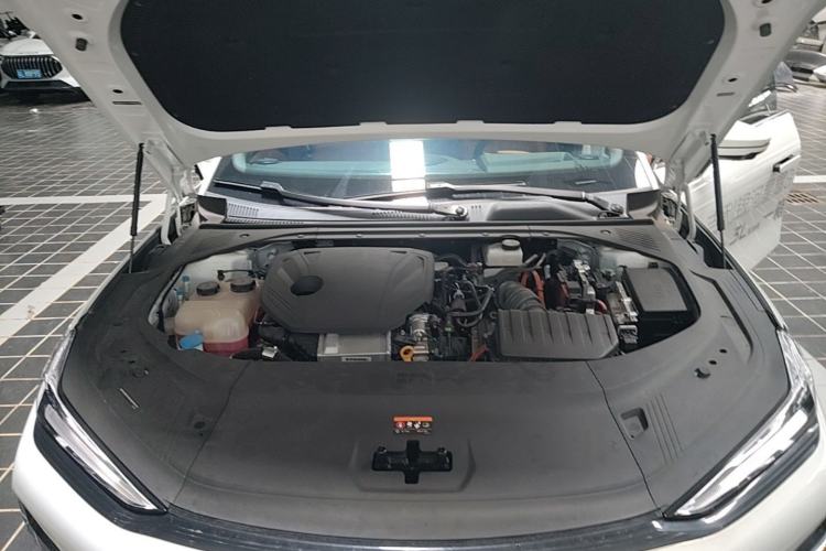 Used Geely Galaxy 8 2025 130km EM-P Starship Edition Engine Bay